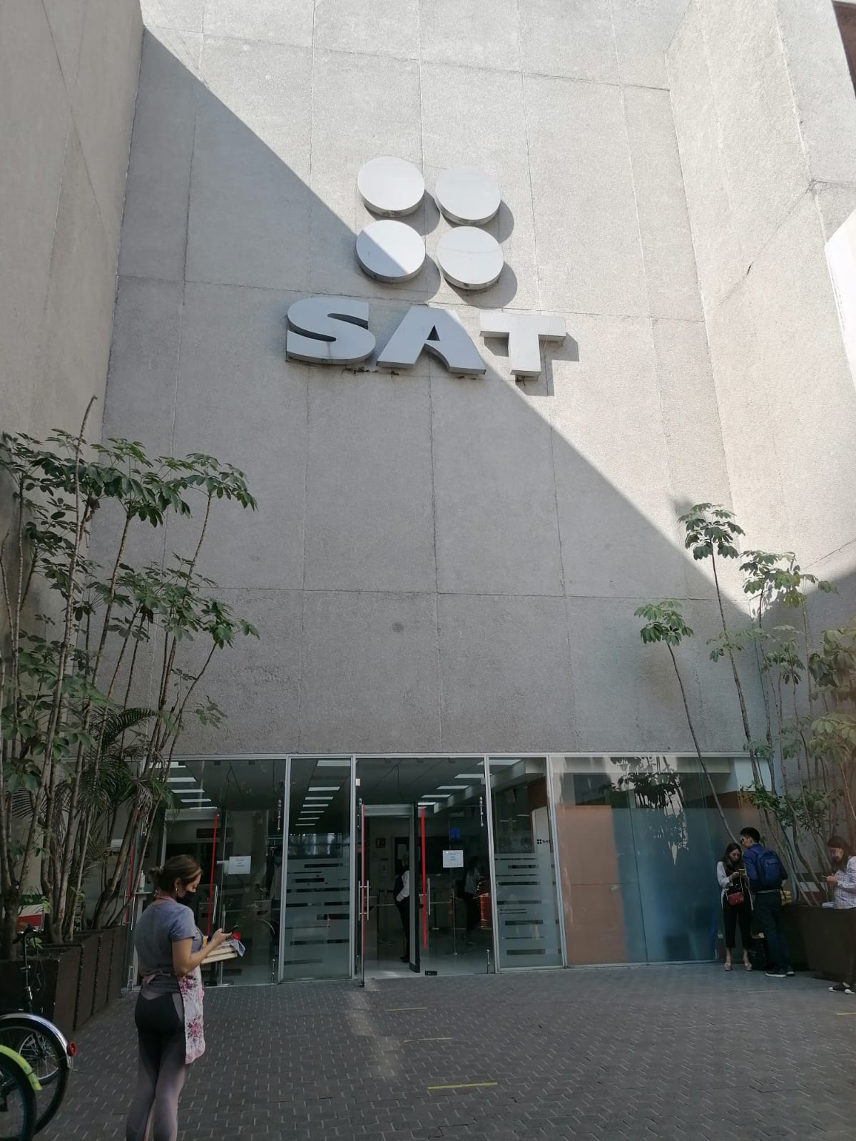 SAT ofrece reducción de multas. Por: Alejandro Rosales Garduño